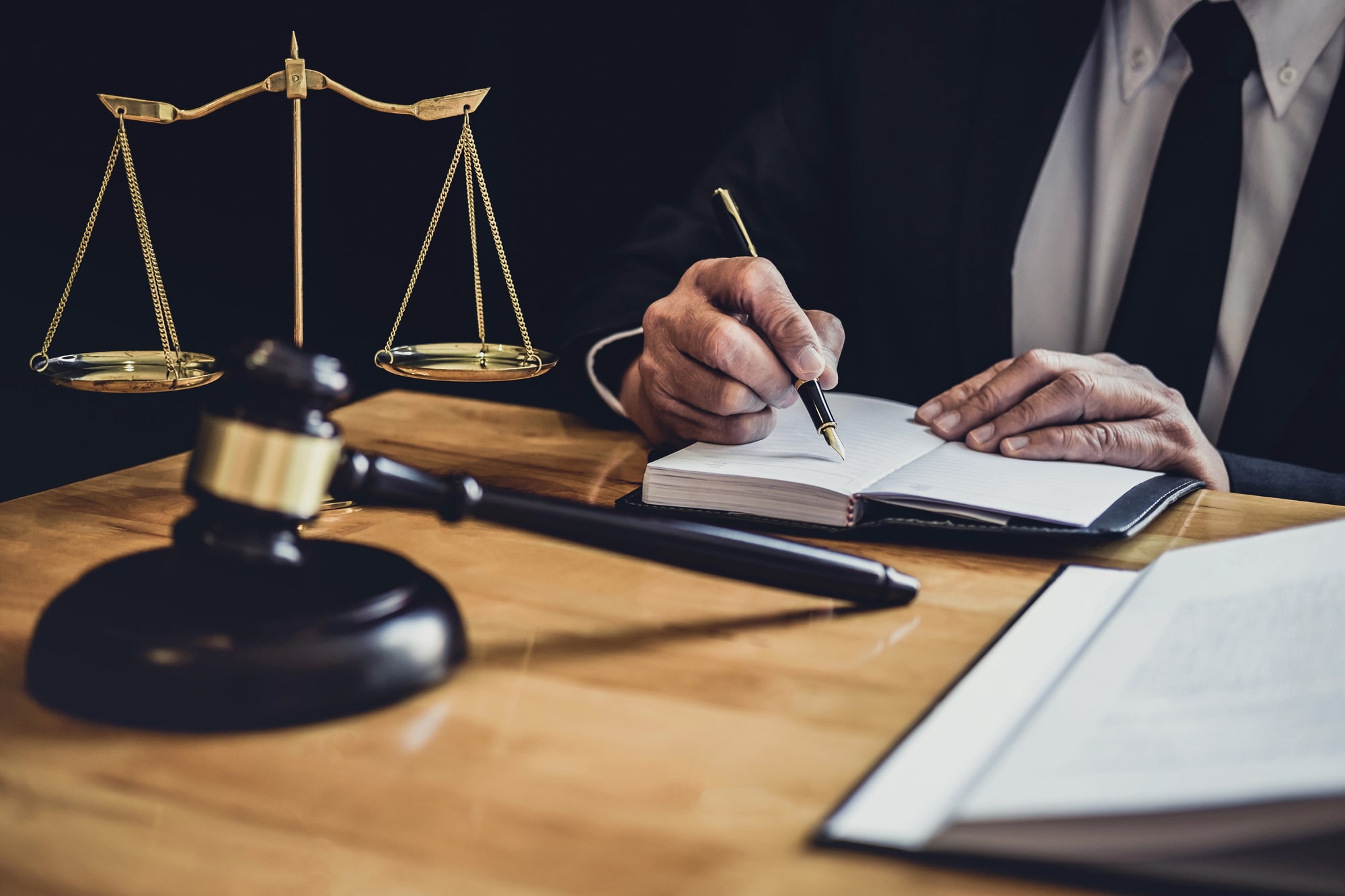 employment agreement lawyer Coral Gables, FL faqs